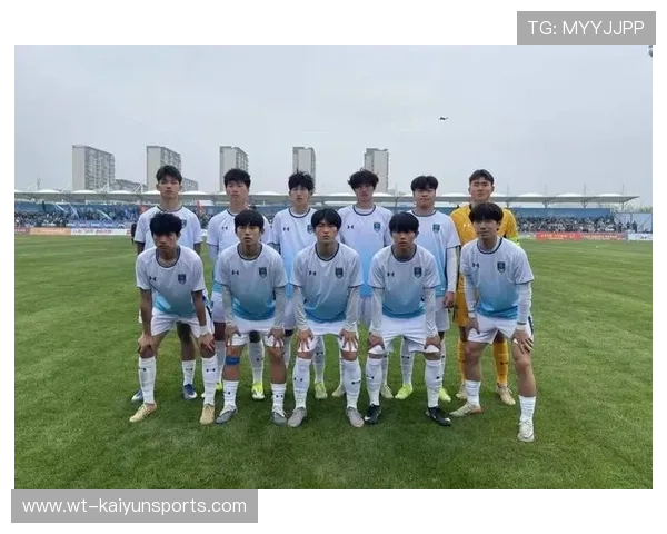 足球俱乐部在青训中加强家长沟通机制并提供心理支持资源，足球俱乐部青训总结与计划